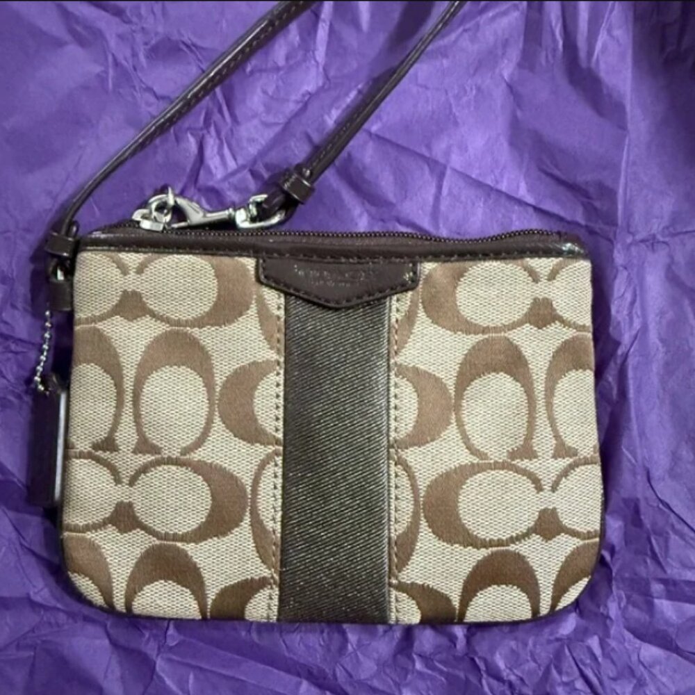 Coach Monogram Brown Wristlet EUC - Picture 3 of 10